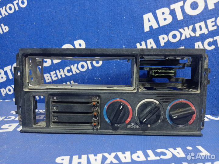 Блок управления печкой Bmw E34 седан 1992