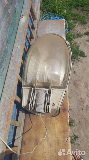 Уличный фонарь