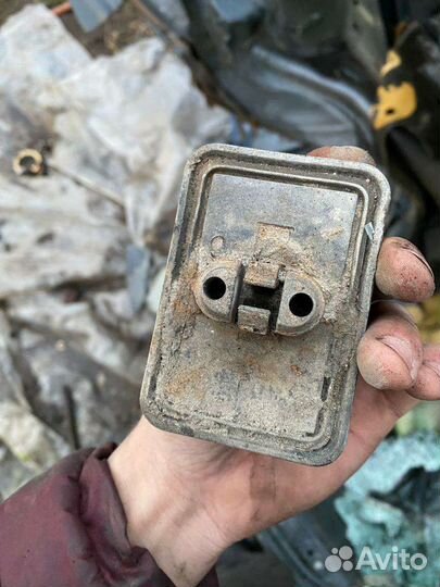 Поддомкратник е39