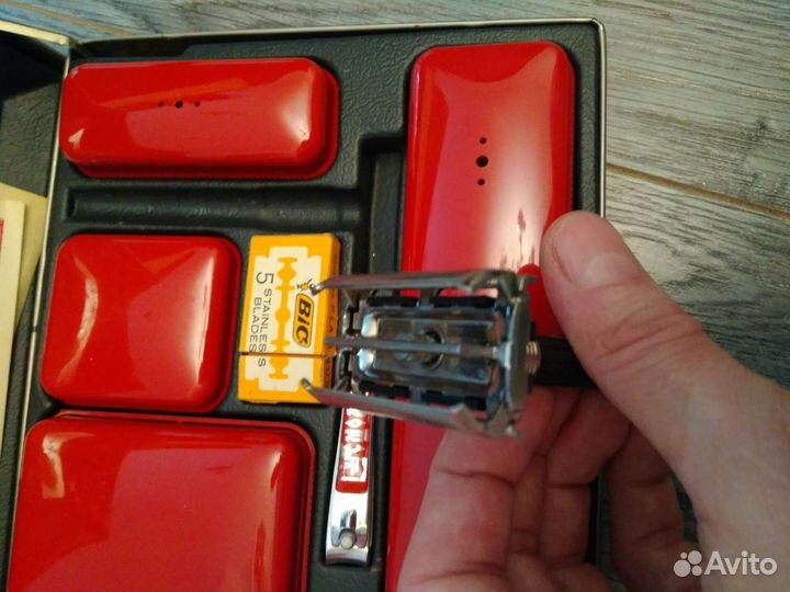 Дорожный набор СССР, бритвенный набор