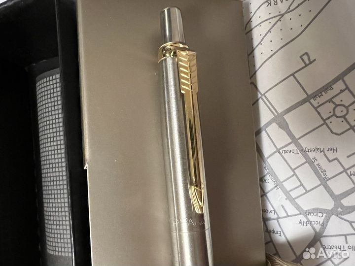 Шариковая ручка parker Jotter steel/ Vector