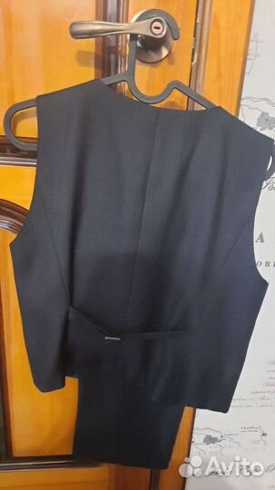 Школьный костюм