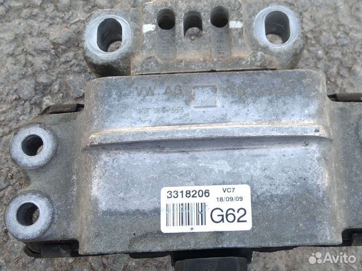 Подушка двигателя (коробки) на vw, skoda