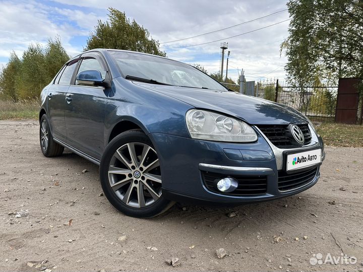 Volkswagen Jetta 1.6 AT, 2009, 243 000 км