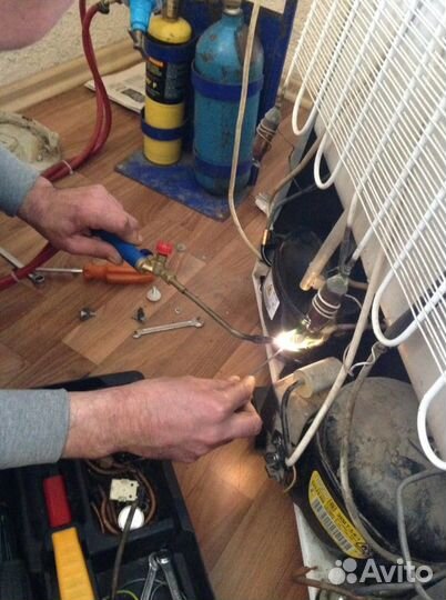 Ремонт стиральных машин Ремонт холодильников