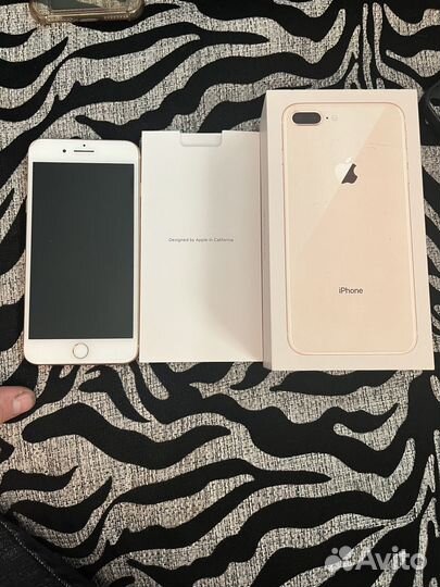 iPhone 8 Plus, 64 ГБ