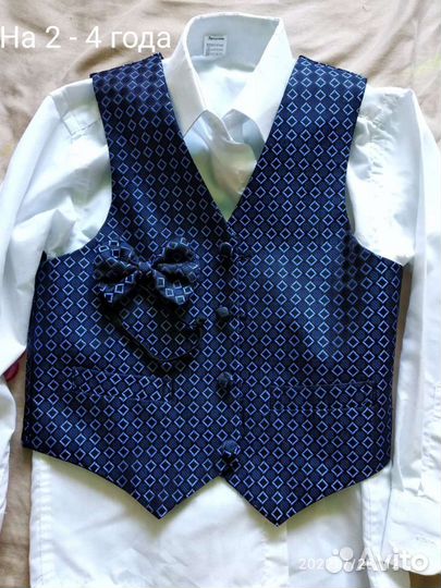 Рубашка белая + жилетка и бантик