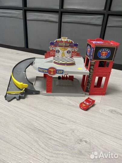 Парковка для машинок тачки