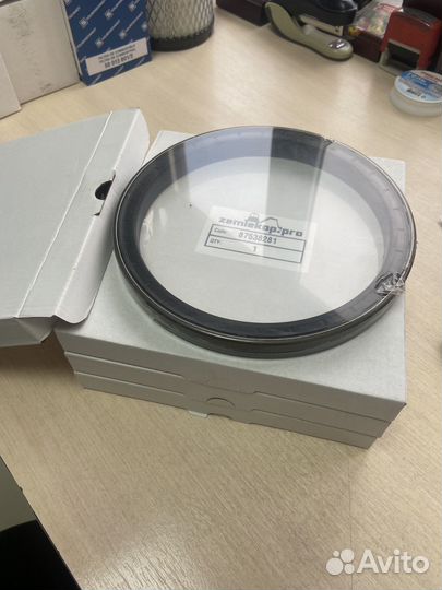 Сальник бортовой передачи