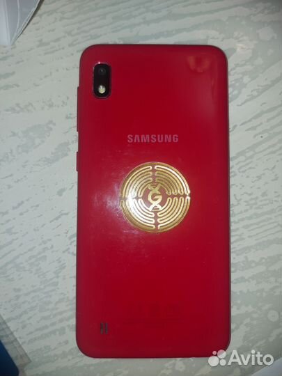 Samsung Galaxy A10, 2/32 ГБ