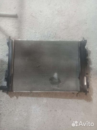 Радиатор охлаждения на хендай салярис 2017