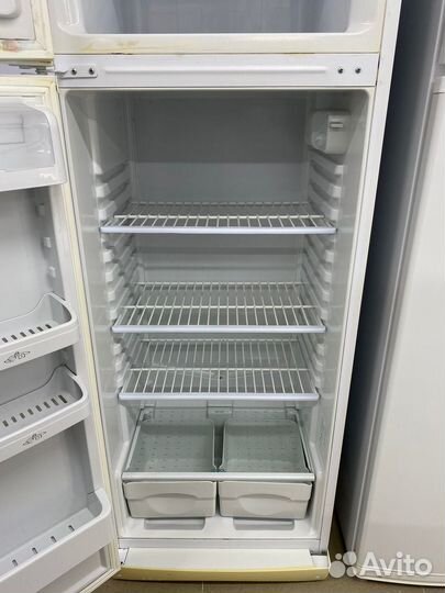 Холодильник 