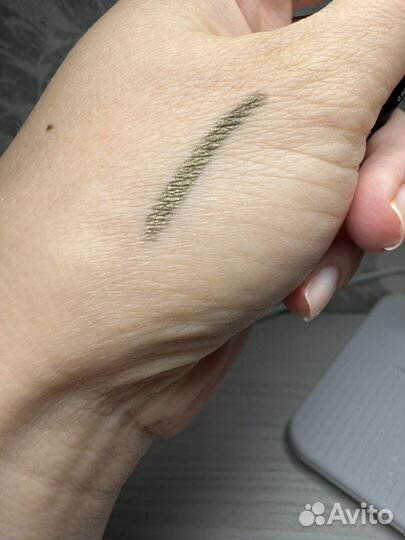 Карандаш для глаз