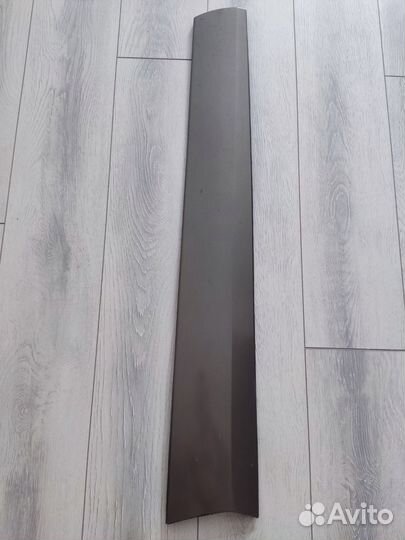 Молдинг водительской двери на Понтиак вайб