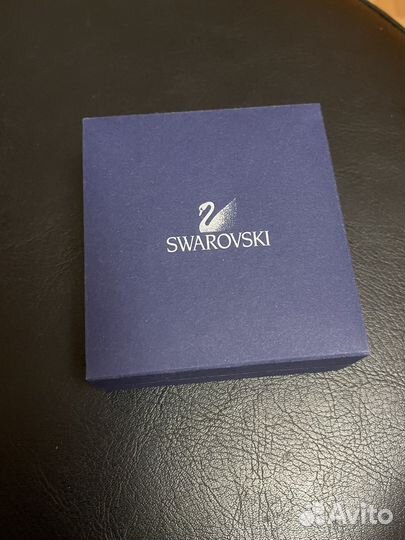 Swarovski колье