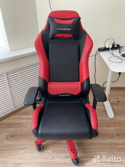 Кресло игровое DxRacer черный