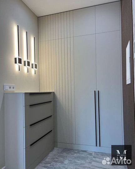 Шкаф с фрезеровкой