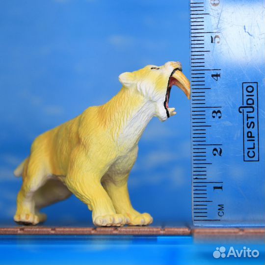 Фигурка Eikoh Смилодон