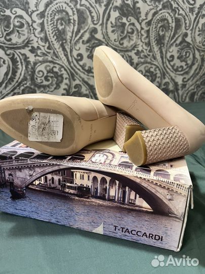 Туфли бежевые