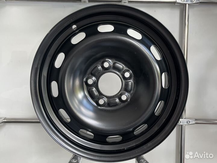 Штампованные диски R15 на Ford Focus 2