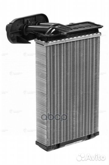 Радиатор отопителя LRh1831 luzar