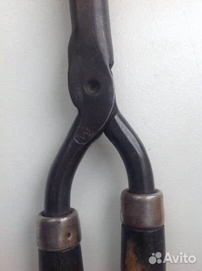 Старинные щипцы для завивки