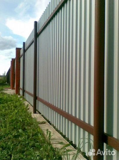 Бригада строителей