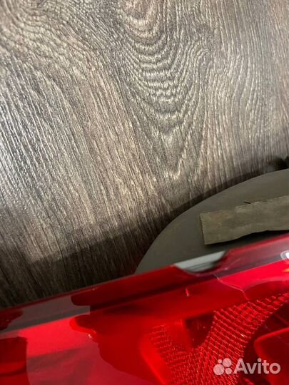 Продаётся фонарь задний Grand Cherokee WK2 дорест