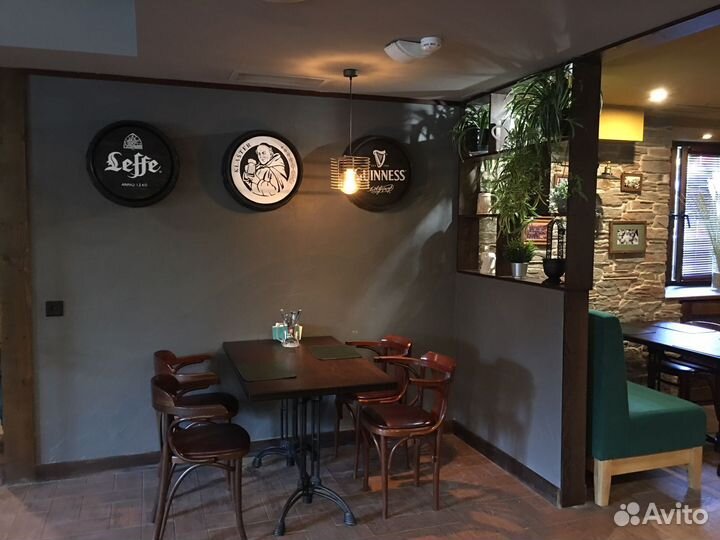 Дубовая бочка декоративная, муляж