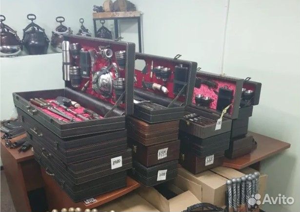 Подарочный набор шампуров в чемодане