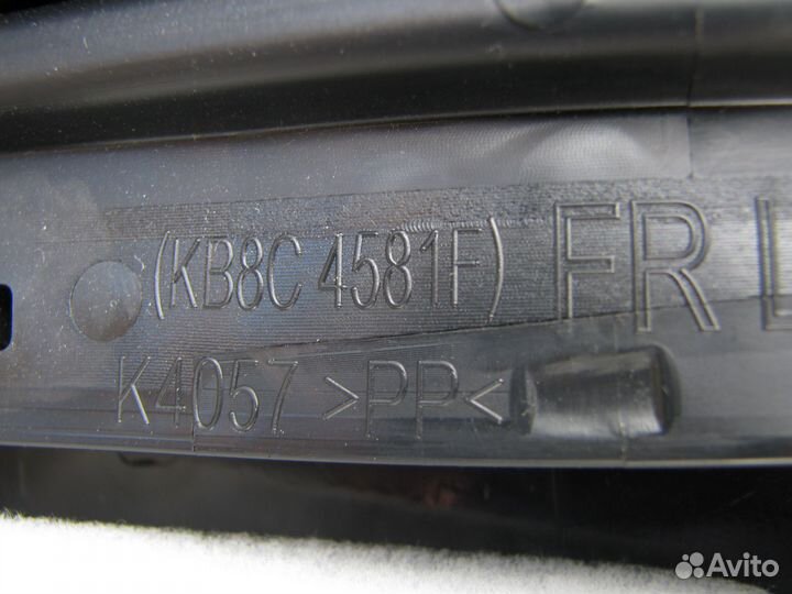 Mazda CX-5 обшивка двери передней левой 2018+