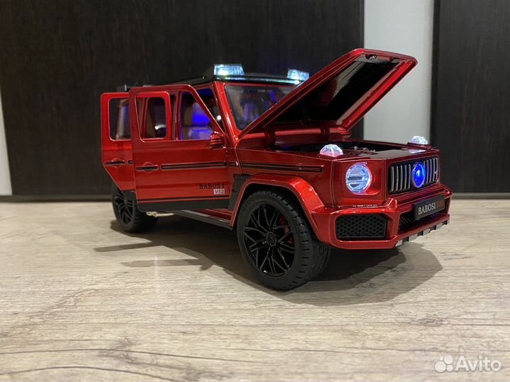 Металическая модель гелик 1:18 28см