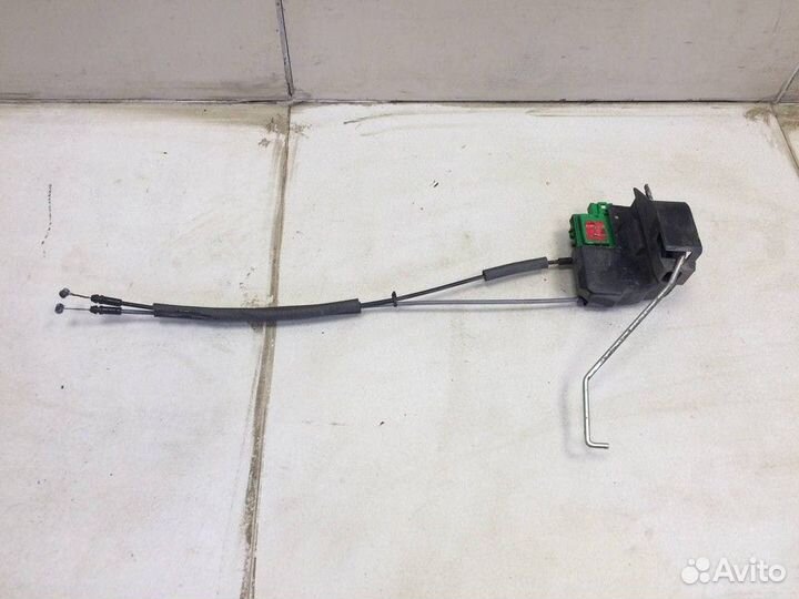 Замок двери передней правой Hyundai Solaris