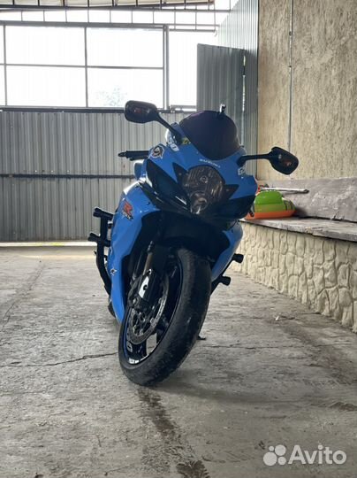 Suzuki GSX-R 750