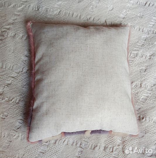 Подушка интерьерная норка