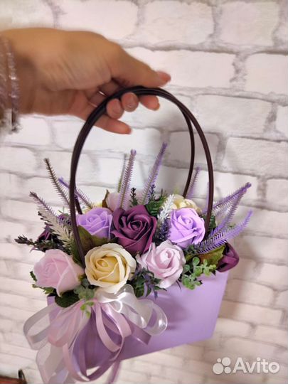 Композиции из мыльных роз