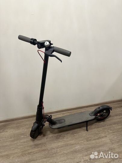 Электросамокат Xiaomi Mijia M365