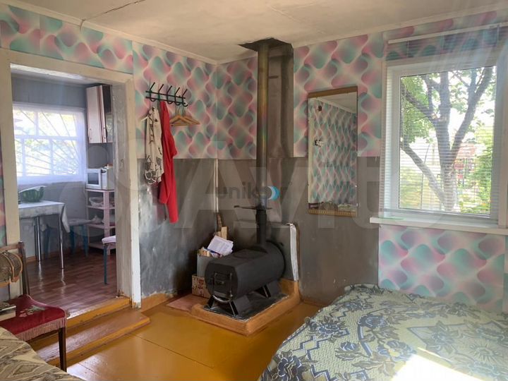 Дом 21 м² на участке 10 сот.