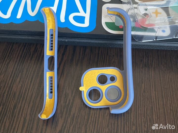 Чехол на iPhone 11