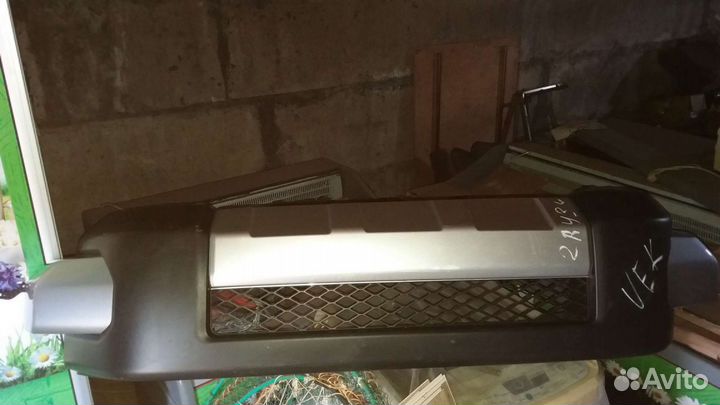 Продам бампер передний на fj cruiser