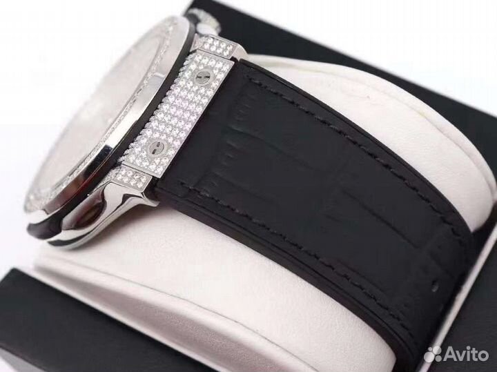 Часы мужские Hublot classic fusion diamond 4100swi