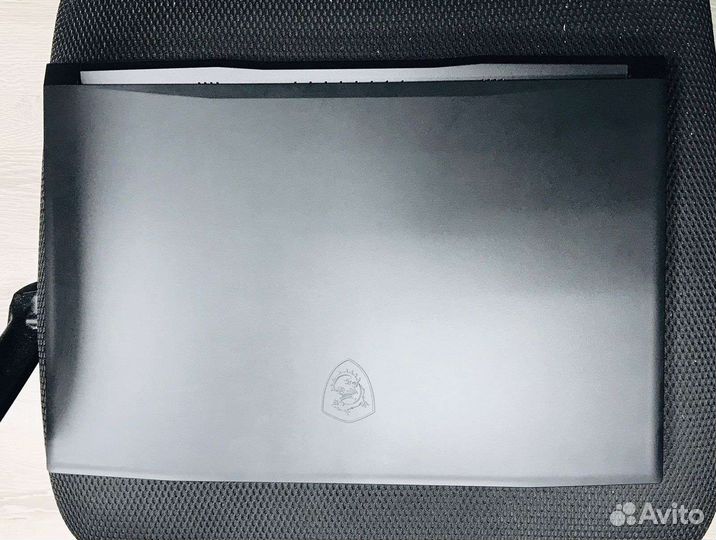 Игровой ноутбук MSI Katana GF76/i5-11th/8g/gtx1650