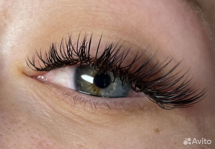 Наращивание ресниц на дому