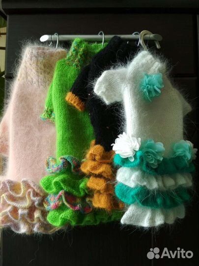 Вязаная одежда для маленькой собачки