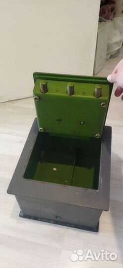 Советский мощный сейф 27 см. * 29 см