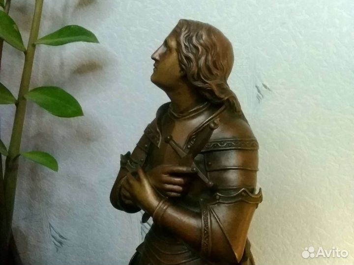 Бронзовая статуэтка Жанны Дэарк,Франция