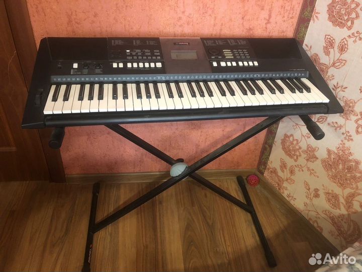 Синтезатор yamaha psr e423