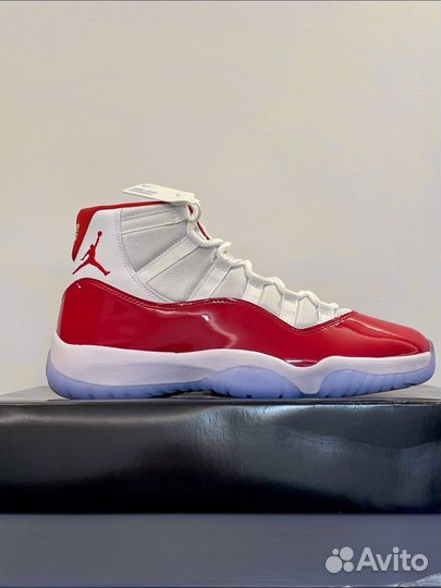 Nike air Jordan 11 Retro Cherry