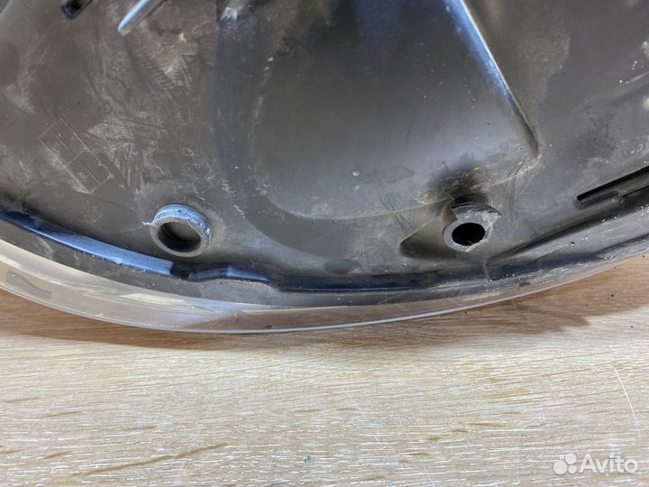 Фара передняя правая Volkswagen Touareg рестайлинг