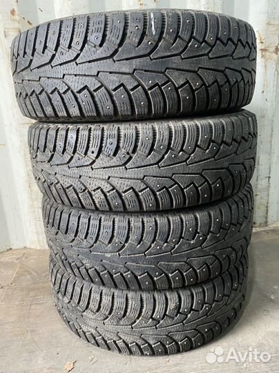 Nokian Tyres Hakkapeliitta 5 SUV 225/65 R17 106T